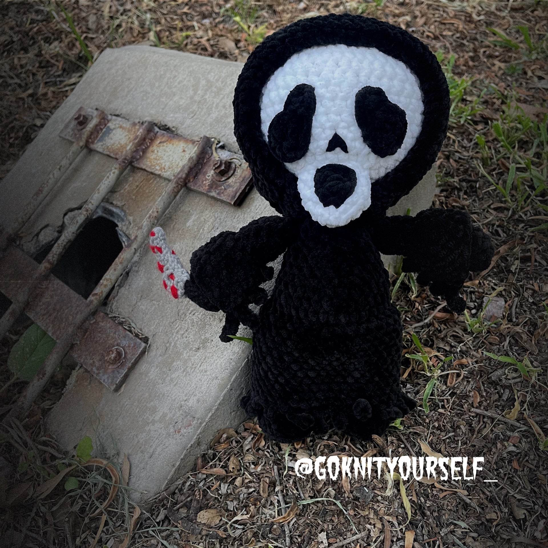 GhostFace Crochet Plush – Hyacinth Creations