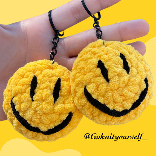 Smiley Face Keychain (1/2)